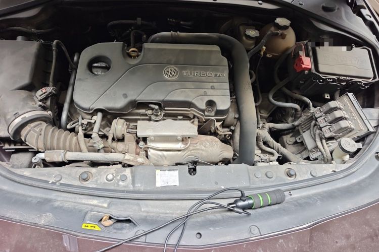 Used Buick LaCrosse 2016 20T Luxury Model Engine Bay
