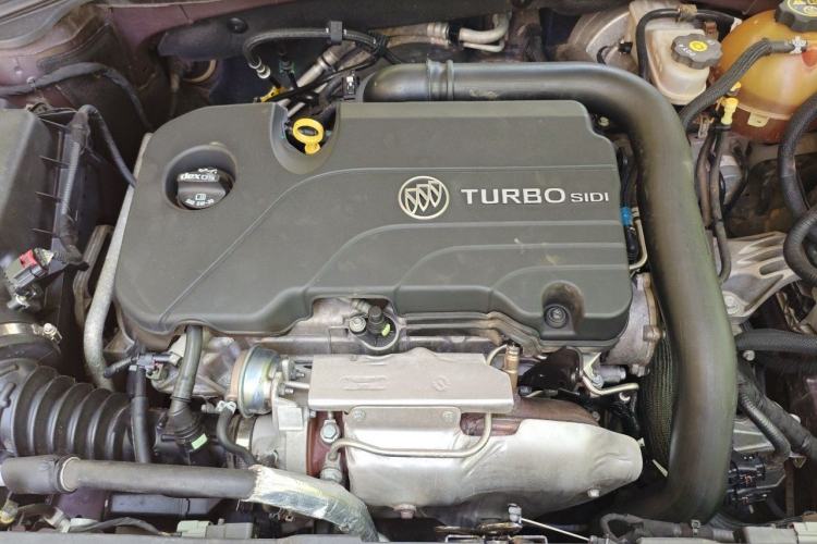Used Buick LaCrosse 2016 20T Elite Edition Engine Bay