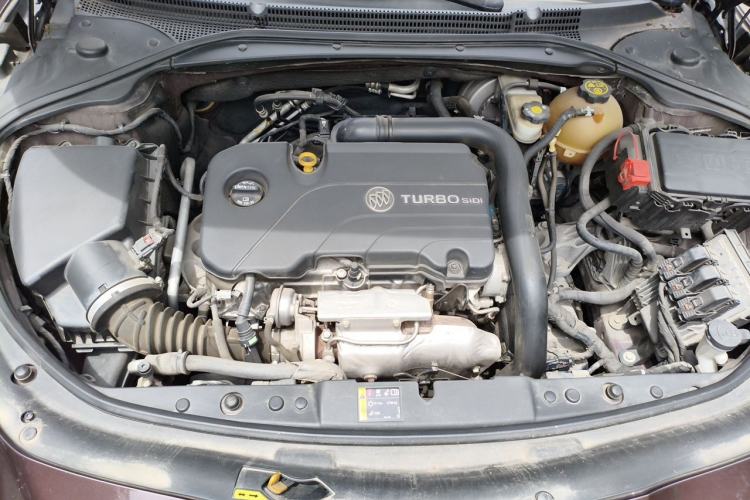 Used Buick LaCrosse 2016 20T Elite Edition Engine Bay