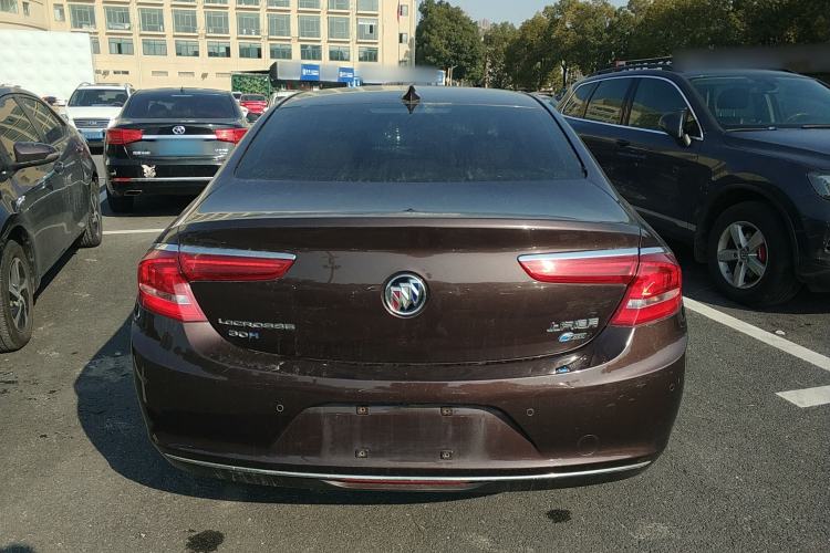 Used Buick LaCrosse 2016 30H Luxury Version Exterior 4