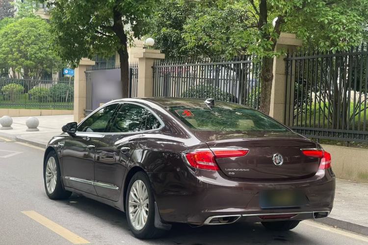 Used Buick LaCrosse 2016 28T Elite Model Exterior 4