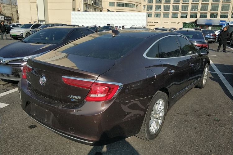 Used Buick LaCrosse 2016 30H Luxury Version Exterior 5