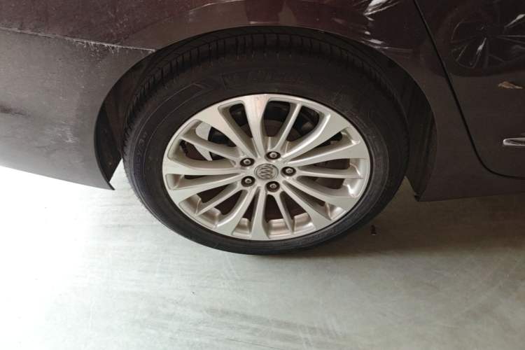 Used Buick LaCrosse 2016 28T Premium Edition Exterior 5
