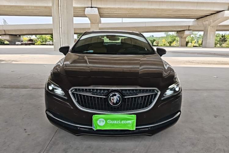 Used Buick LaCrosse 2016 28T Luxury Version Front
