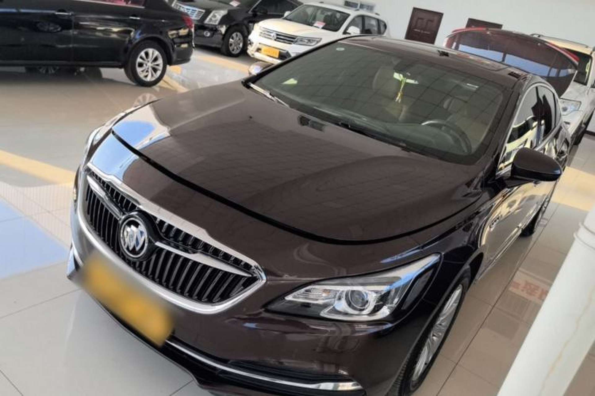 Used Buick LaCrosse 2016 20T Elite Edition Front Left 45 Deg