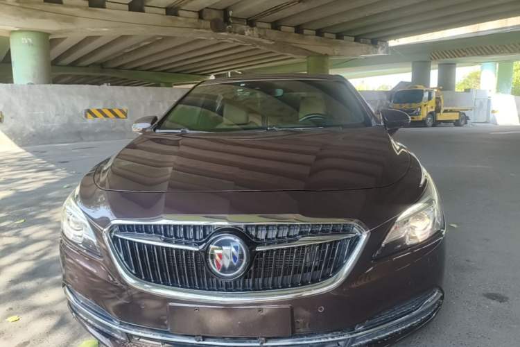 Used Buick LaCrosse 2016 20T Luxury Model Front