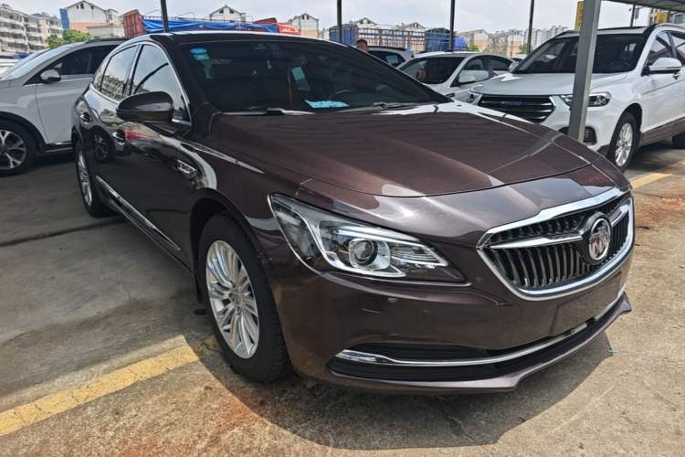 Used Buick LaCrosse 2016 20T Elite Edition Front Right 45 Deg