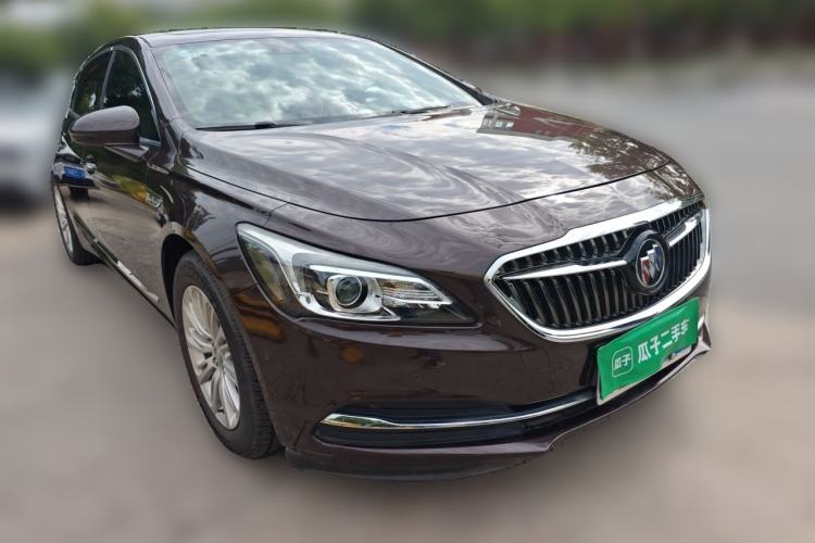Used Buick LaCrosse 2016 20T Luxury Model Front Right 45 Deg