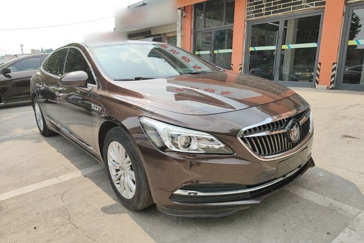 Used Buick LaCrosse 2016 20T Luxury Model Front Right 45 Deg