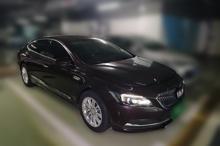 Used Buick LaCrosse 2016 20T Elite Edition Front Right 45 Deg