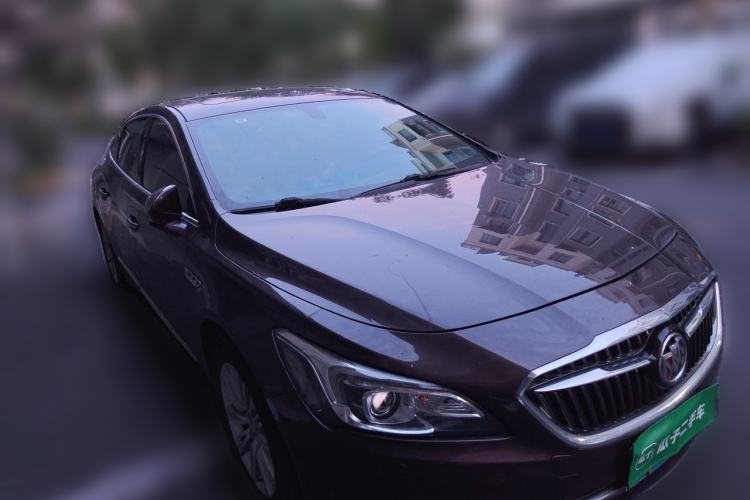 Used Buick LaCrosse 2016 20T Elite Edition Front Right 45 Deg