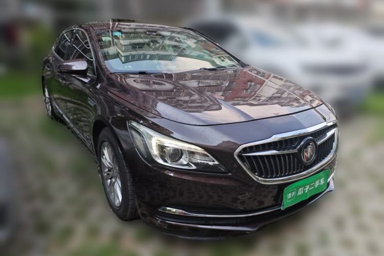 Used Buick LaCrosse 2016 20T Luxury Model Front Right 45 Deg