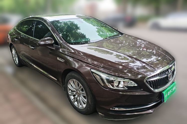 Used Buick LaCrosse 2016 20T Elite Edition Front Right 45 Deg