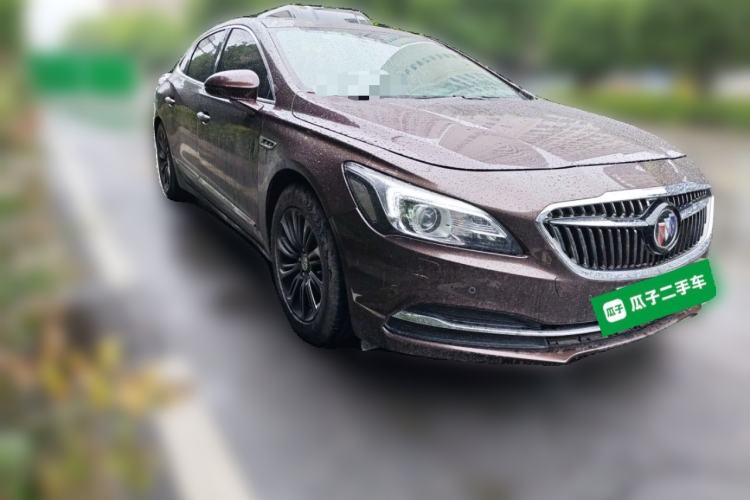 Used Buick LaCrosse 2016 20T Luxury Model Front Right 45 Deg