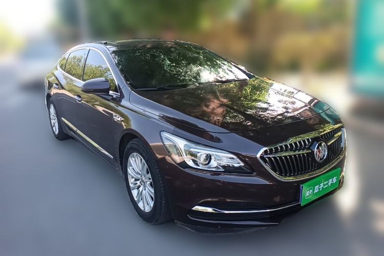 Used Buick LaCrosse 2016 20T Elite Edition Front Right 45 Deg