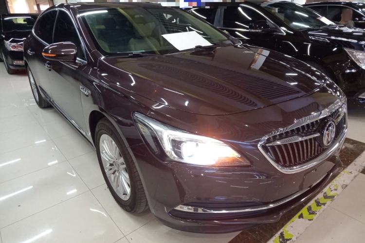 Used Buick LaCrosse 2016 Revised 20T Leading Edition Front Right 45 Deg