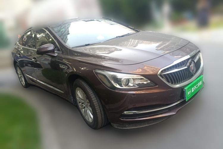 Used Buick LaCrosse 2016 20T Luxury Model Front Right 45 Deg