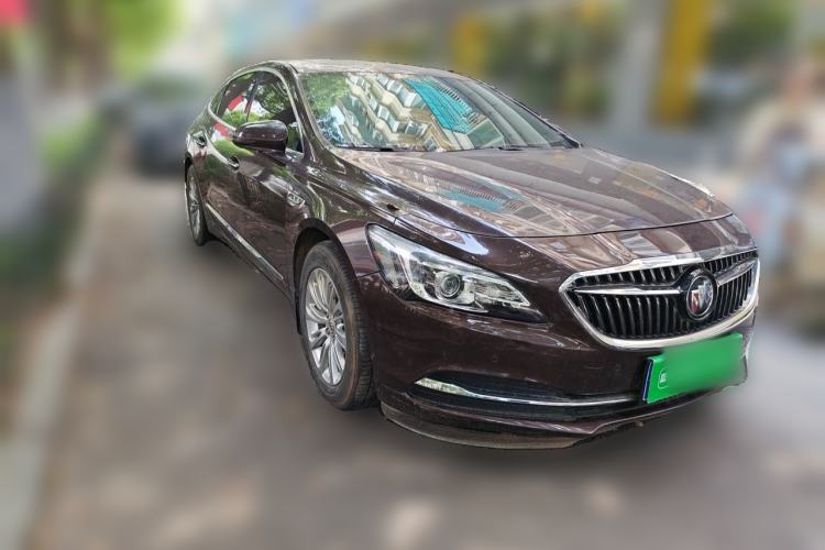 Used Buick LaCrosse 2016 20T Luxury Model Front Right 45 Deg