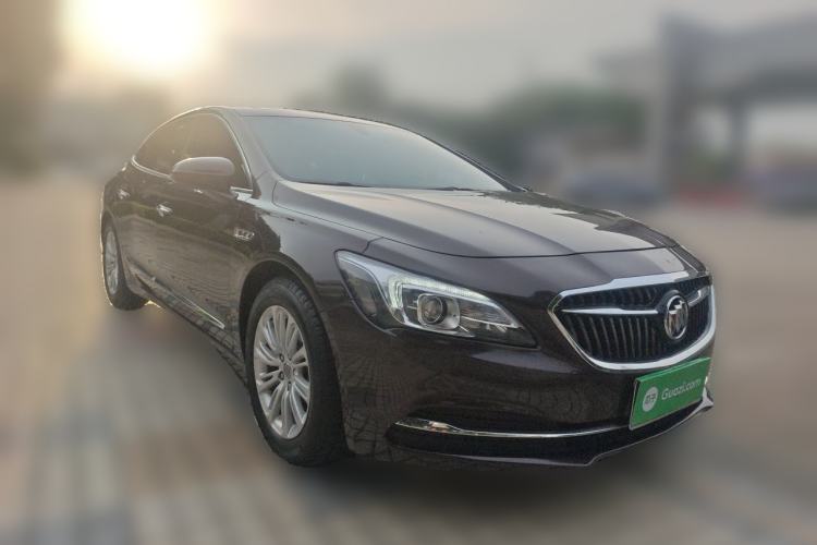 Used Buick LaCrosse 2016 20T Elite Edition Front Right 45 Deg