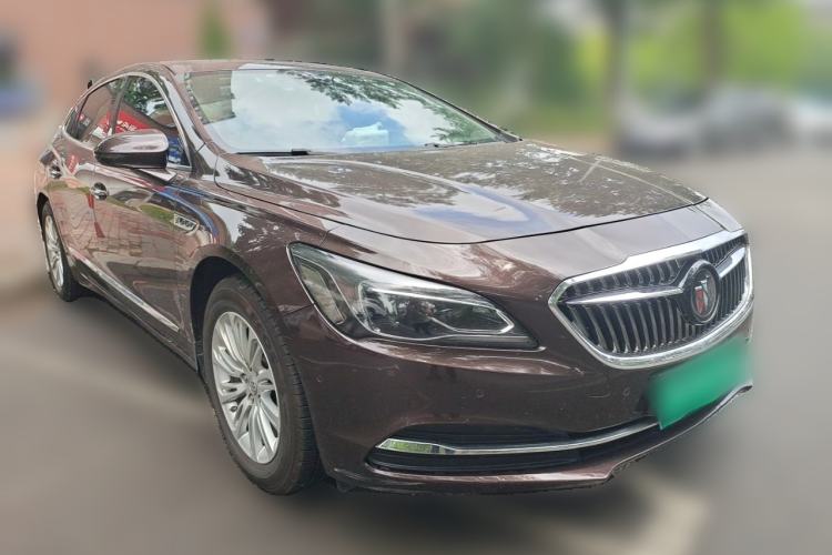 Used Buick LaCrosse 2016 30H Luxury Version Front Right 45 Deg