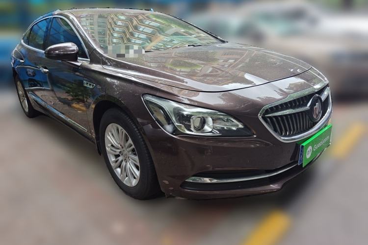Used Buick LaCrosse 2016 20T Luxury Model Front Right 45 Deg
