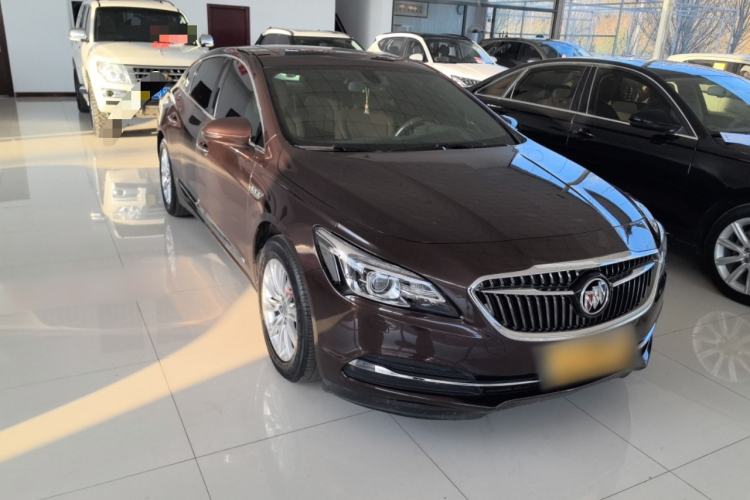 Used Buick LaCrosse 2016 20T Elite Edition Front Right 45 Deg