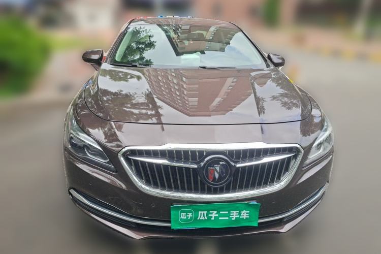 Used Buick LaCrosse 2016 30H Luxury Version Front