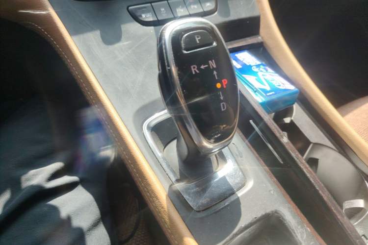 Used Buick LaCrosse 2016 20T Luxury Model Gear Lever