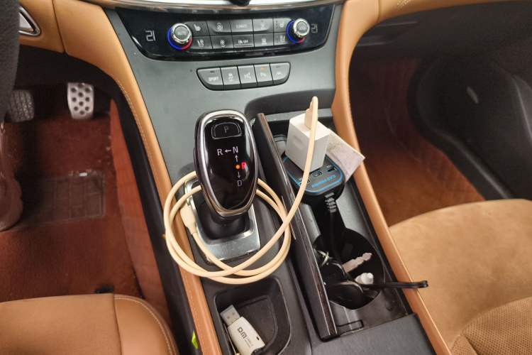 Used Buick LaCrosse 2016 28T Luxury Version Gear Lever