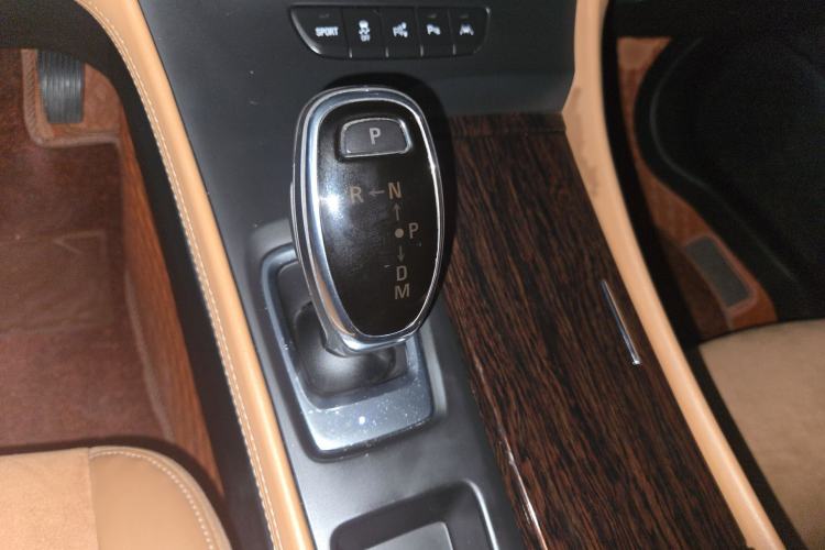 Used Buick LaCrosse 2016 20T Luxury Model Gear Lever