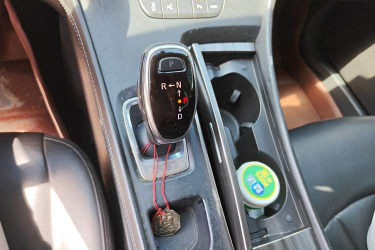 Used Buick LaCrosse 2016 Revised Version 28T Elite Edition Gear Lever