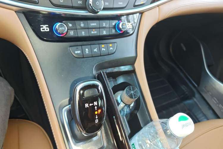 Used Buick LaCrosse 2016 28T Flagship Model Gear Lever