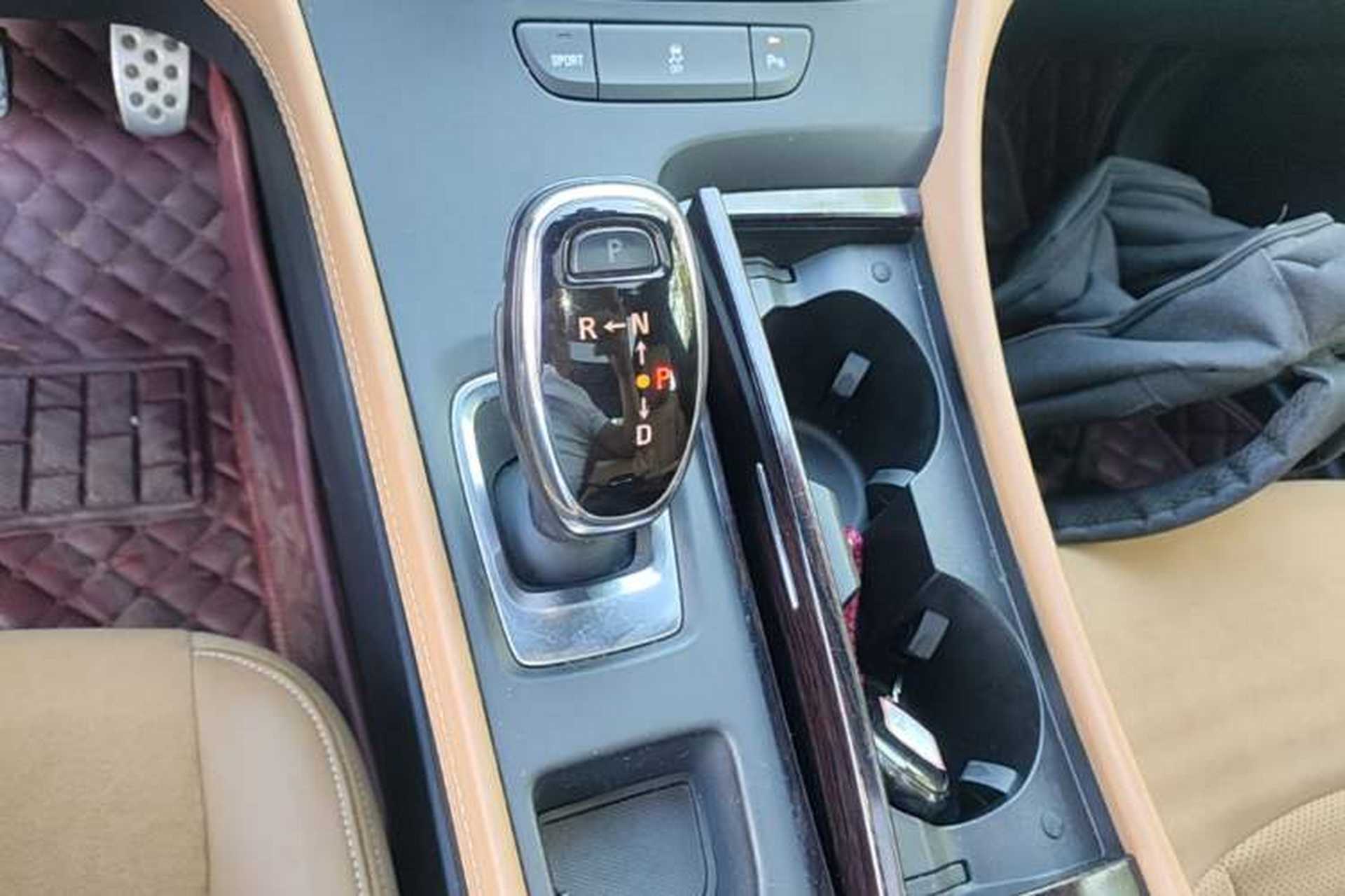 Used Buick LaCrosse 2016 20T Elite Edition Gear Lever