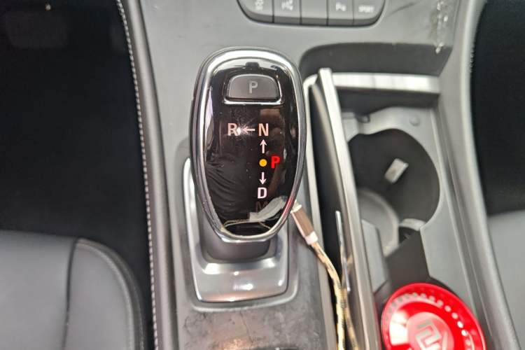 Used Buick LaCrosse 2016 Revised Version 28T Elite Edition Gear Lever