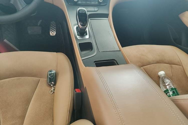 Used Buick LaCrosse 2016 20T Elite Edition Gear Lever