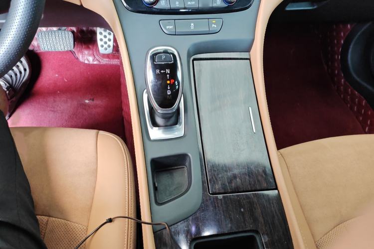 Used Buick LaCrosse 2016 20T Elite Edition Gear Lever
