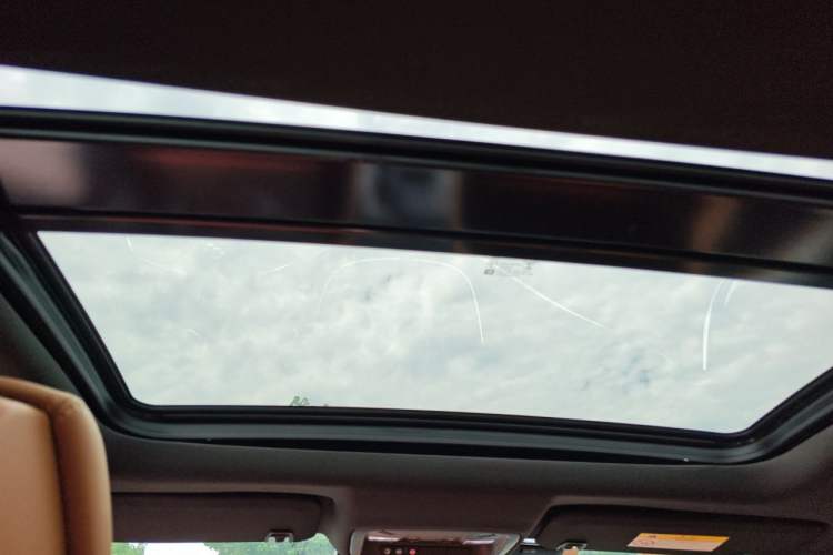 Used Buick LaCrosse 2016 20T Luxury Model Headliner