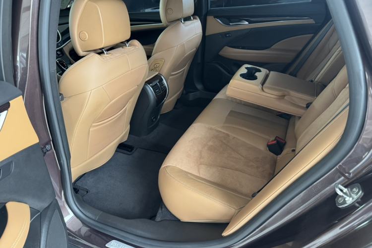 Used Buick LaCrosse 2016 28T Luxury Version Interior 2