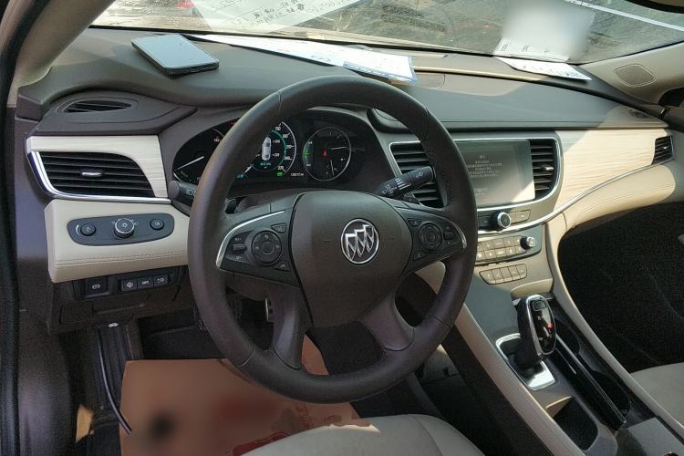 Used Buick LaCrosse 2016 30H Luxury Version Interior 2