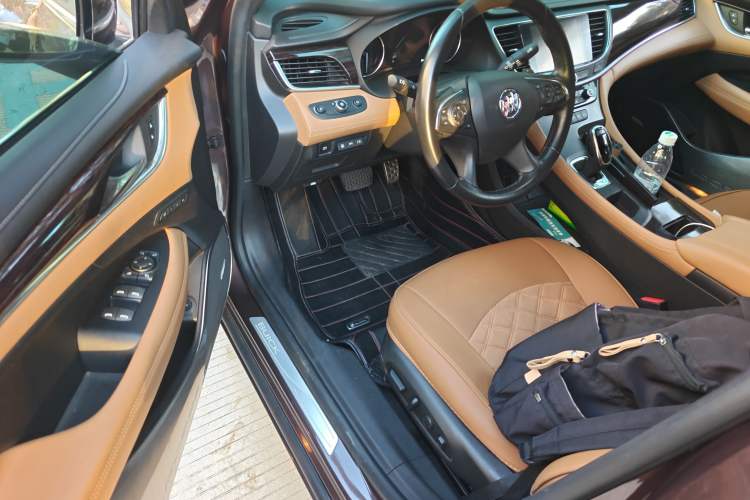 Used Buick LaCrosse 2016 28T Flagship Model Interior 3