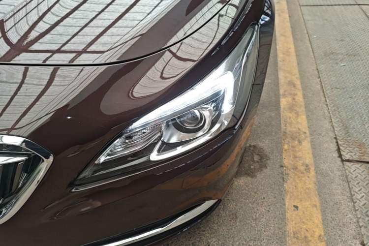 Used Buick LaCrosse 2016 20T Elite Edition Left Front Headlight