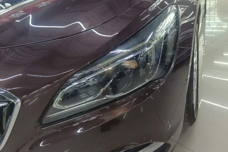 Used Buick LaCrosse 2016 28T Luxury Version Left Front Headlight