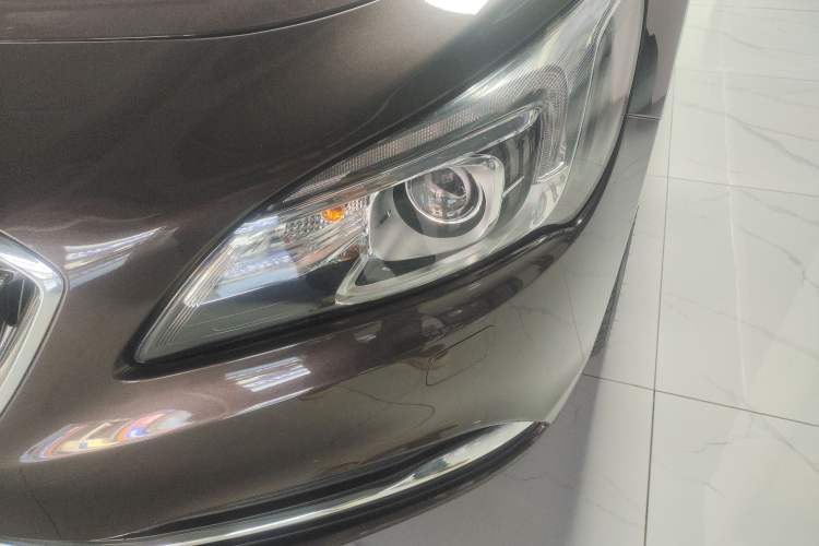 Used Buick LaCrosse 2016 20T Elite Edition Left Front Headlight