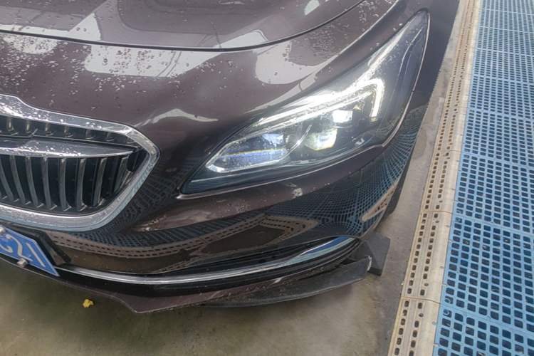 Used Buick LaCrosse 2016 28T Luxury Version Left Front Headlight