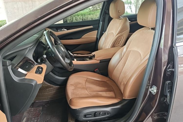 Used Buick LaCrosse 2016 28T Luxury Version Left Front Seat