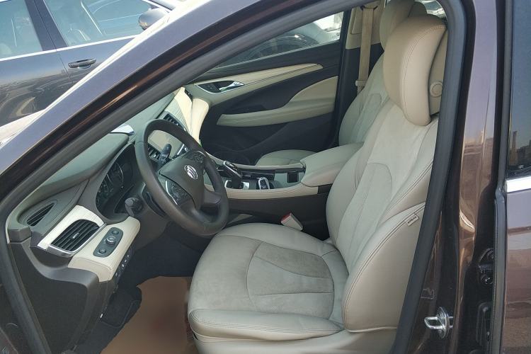 Used Buick LaCrosse 2016 30H Luxury Version Left Front Seat
