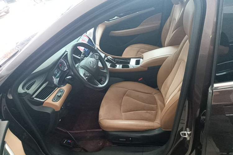 Used Buick LaCrosse 2016 28T Elite Model Left Front Seat