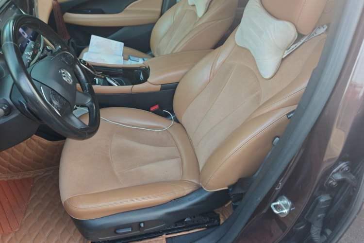 Used Buick LaCrosse 2016 28T Elite Model Left Front Seat