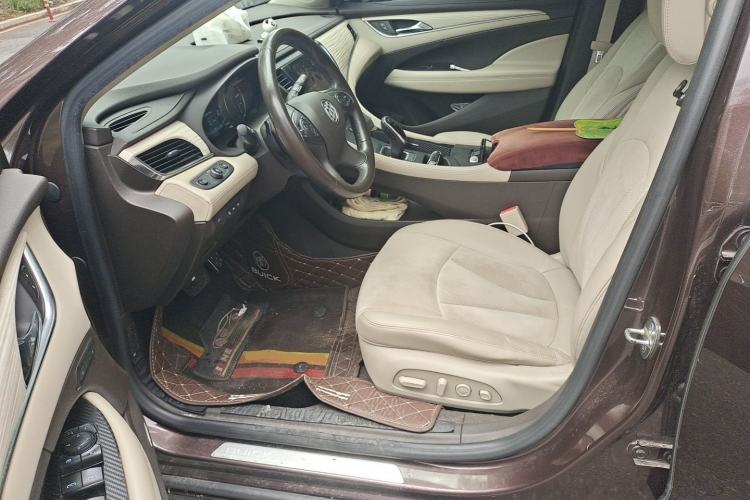 Used Buick LaCrosse 2016 30H Luxury Version Left Front Seat