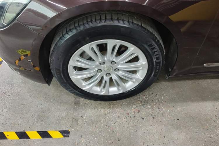 Used Buick LaCrosse 2016 Revised 20T Leading Edition Left Front Wheel Hub